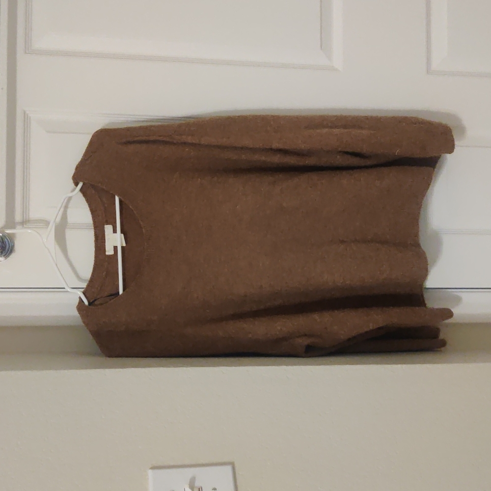 H&M Tan Sweater size xl